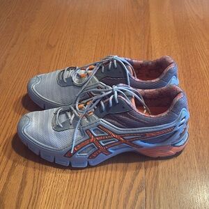 Women’s ASICS Gel size 11 Sneakers Great Condition Orange & Black